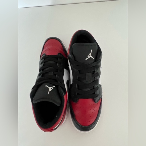 jordan 1s lows bred toe - Picture 2 of 4